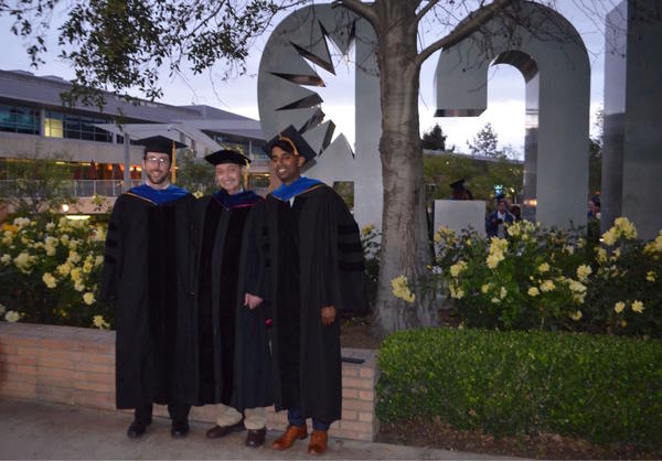 Grad Thumbnail
